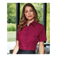 Detailed Guide to Women’s Short Sleeve Shirts: Exploring Fit, Fabrics, Styles, and Corporate Suitability